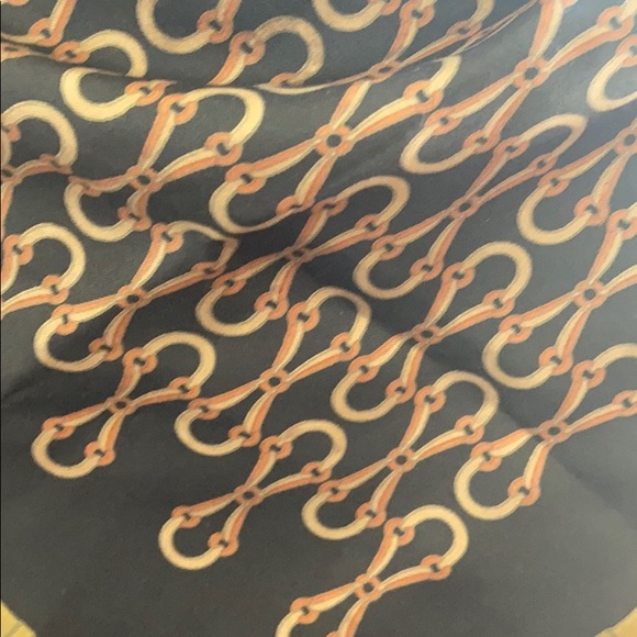 Gucci Vintage Silk Scarf - Picture 8 of 12